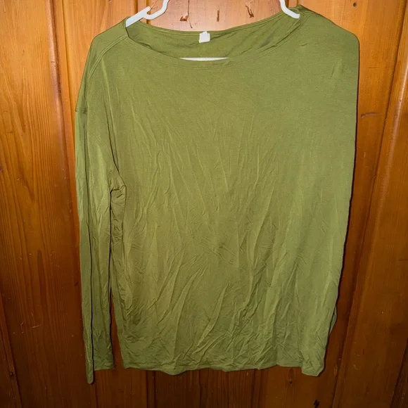 Lululemon Athletica Olive Long Sleeve Top - Picture 1 of 4